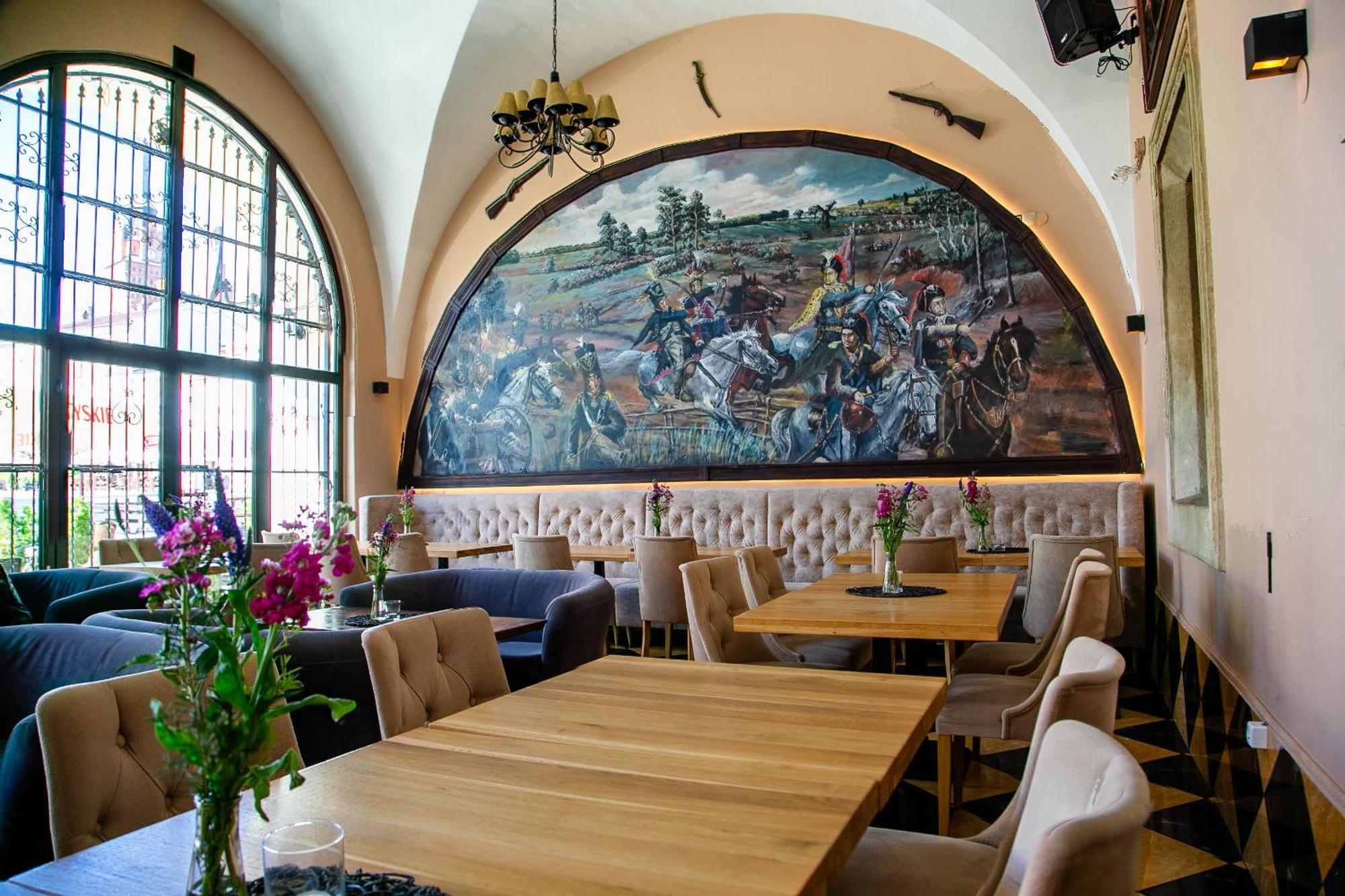 Euro Aparthotel Tarnów Exteriör bild